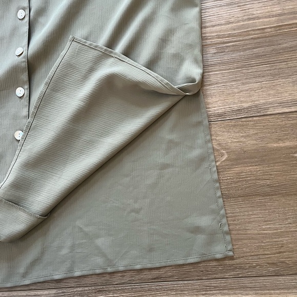 Notations Woman Olive Button-Down Blouse 1x - Picture 6 of 8